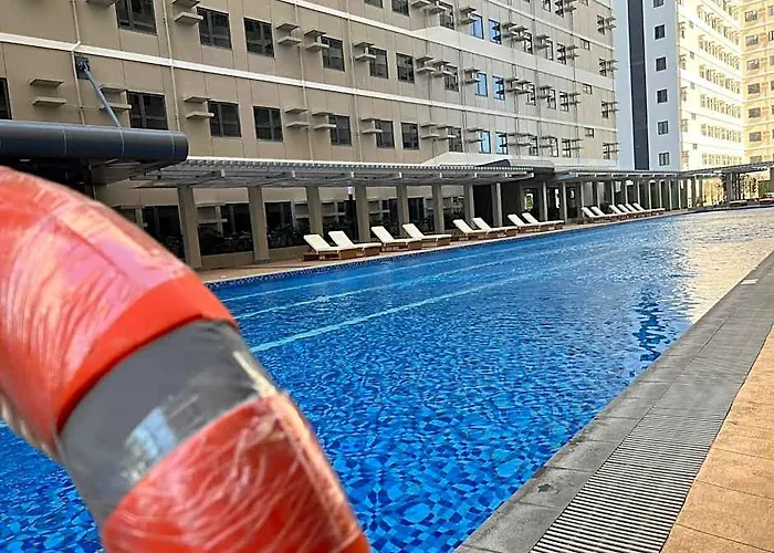 Smdc 2 Staycation, The Traditional & Modern Fusion