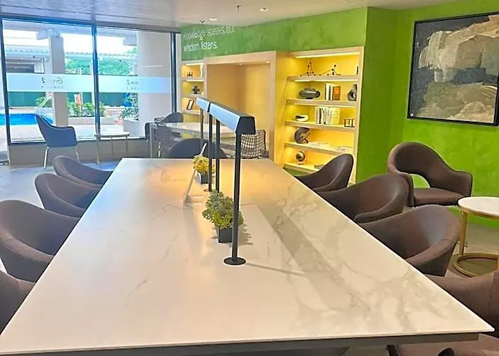 Hotel Smdc 2 Staycation, The Traditional & Modern Fusion Manila