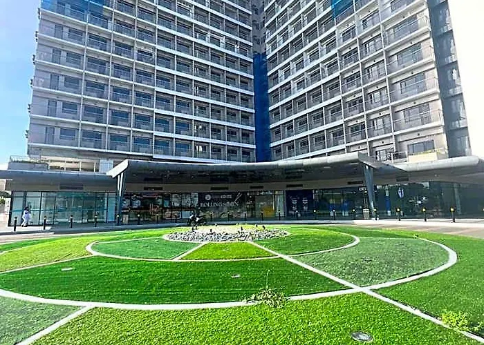Smdc 2 Staycation, The Traditional & Modern Fusion Hotel